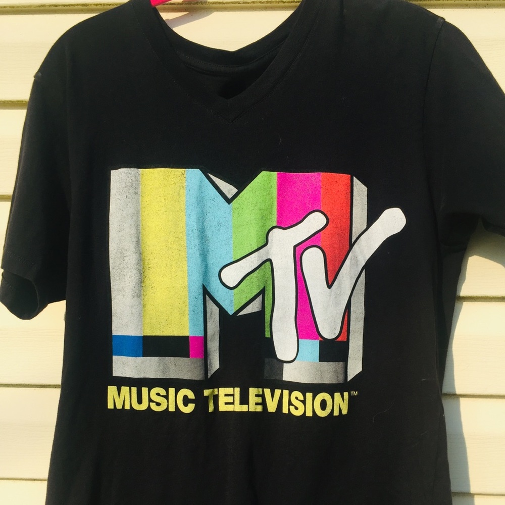 MTV t-shirt